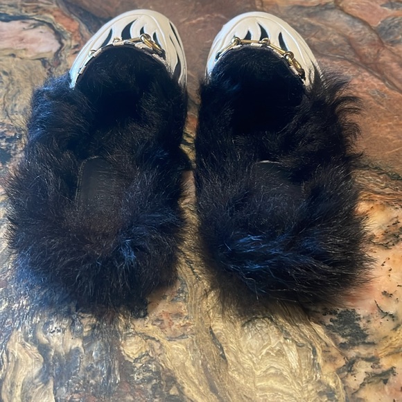 Gucci ‘Princetown’ Fur Horsebit Mules Zebra Slides - Picture 5 of 8